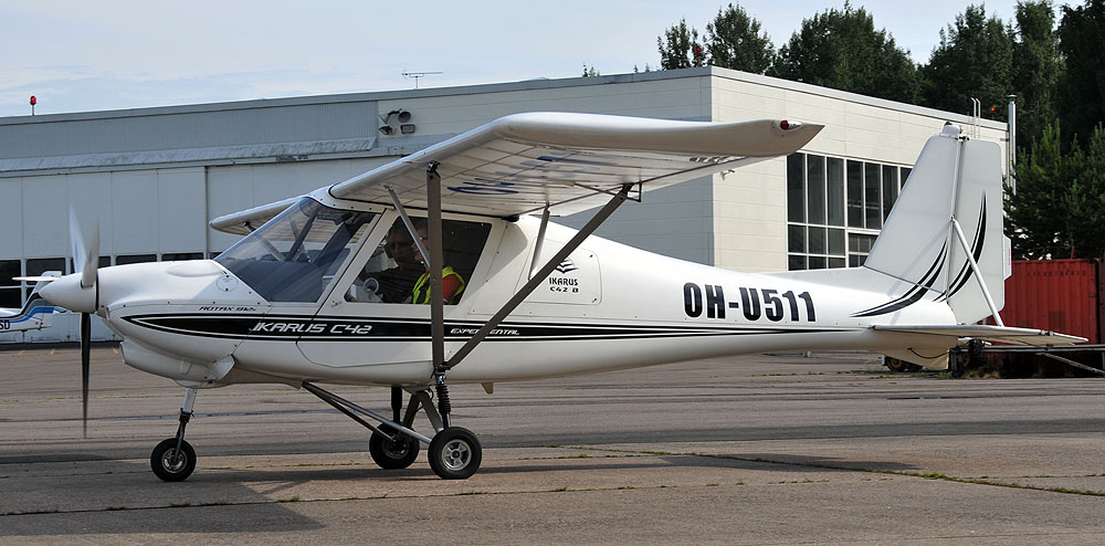 Ikarus C42B